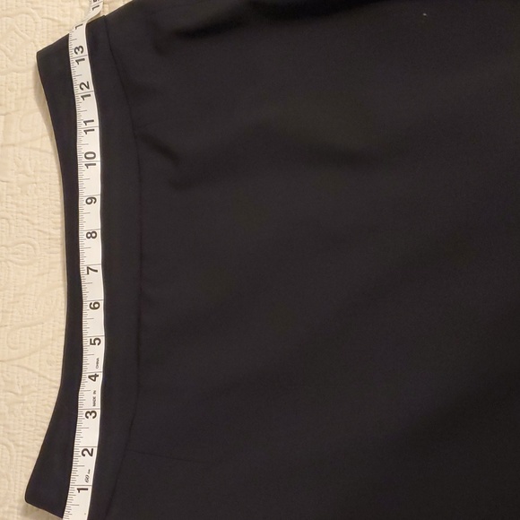 💥Hugo Boss Wool Skirt - Picture 7 of 16